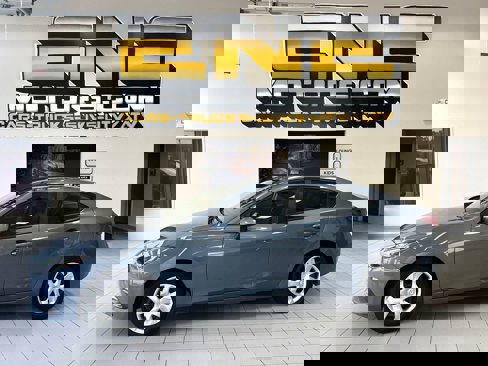 Used 2016 MAZDA MAZDA3 i Sport image 4