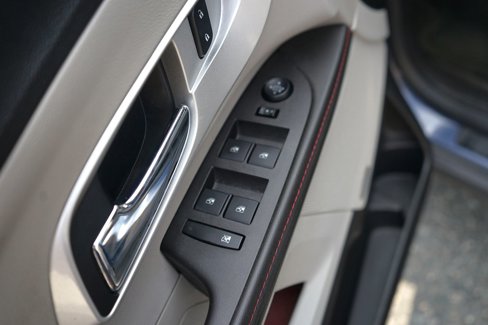 Used 2012 Chevrolet Equinox LT image 12