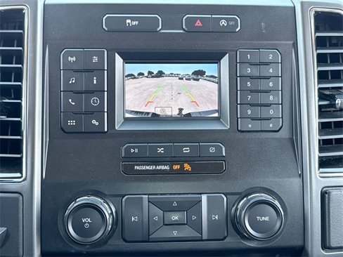 Used 2018 Ford F150 XLT image 17