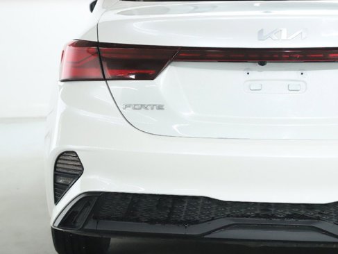 Used 2023 Kia Forte LXS image 42