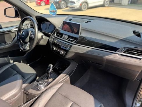 Used 2021 BMW X1 xDrive28i image 13