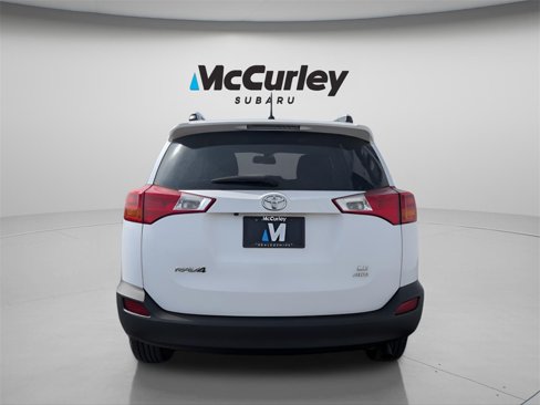 Used 2014 Toyota RAV4 LE image 4
