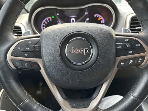 Used 2015 Jeep Grand Cherokee Summit image 11