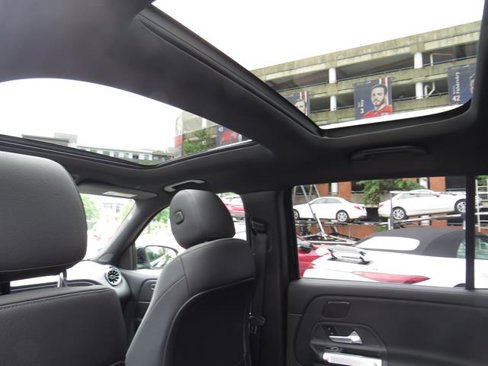 Used 2024 Mercedes-Benz GLB 250 4MATIC image 20