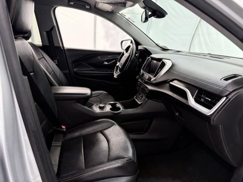 Used 2021 GMC Terrain SLT image 15