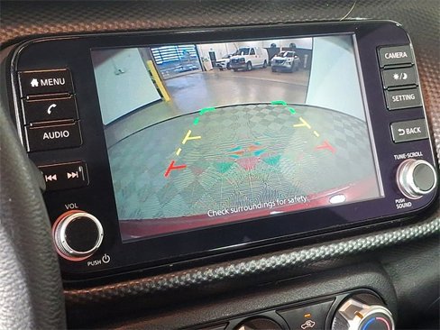 Used 2023 Nissan Kicks SV image 4