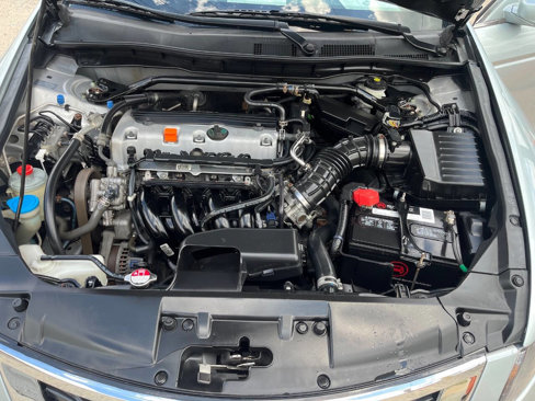 Used 2010 Honda Accord EX-L image 19