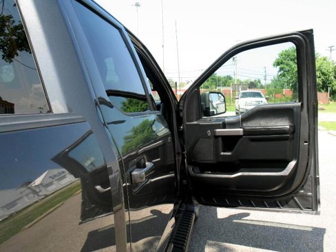 Used 2019 Ford F150 XLT w/ Equipment Group 302A Luxury image 15