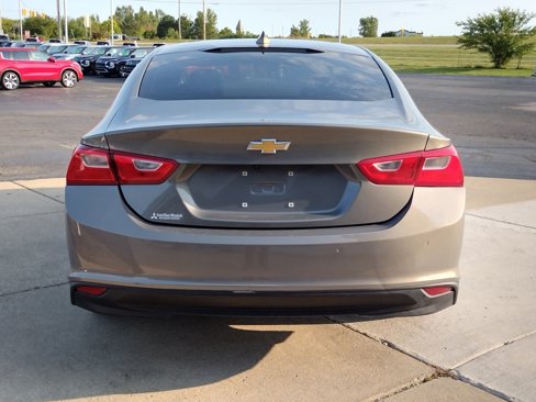 Used 2018 Chevrolet Malibu LT image 15