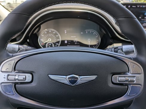 Certified 2024 Genesis GV70 2.5T image 23