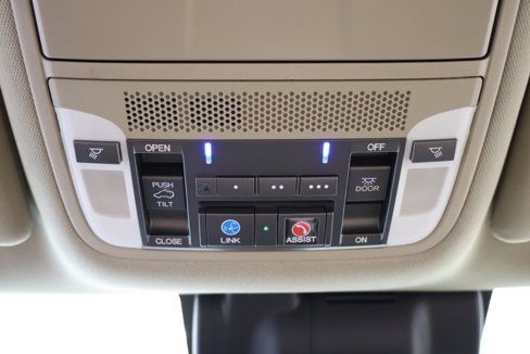 Used 2018 Acura MDX SH-AWD w/ Technology Package image 32