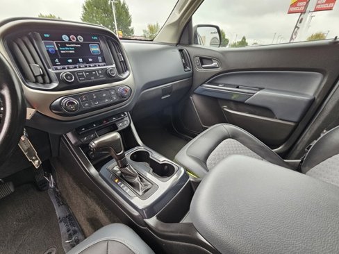 Used 2015 Chevrolet Colorado Z71 image 18