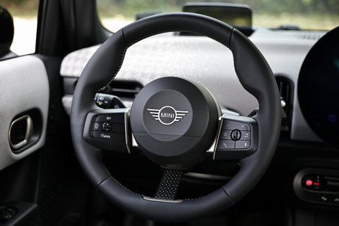 New 2025 MINI Cooper 4-Door Hardtop image 29