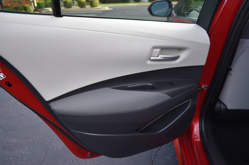 Used 2021 Toyota Corolla LE image 13