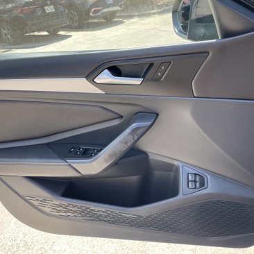 Used 2024 Volkswagen Jetta S image 18