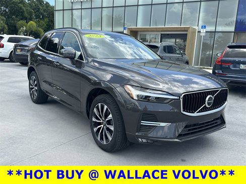 Used 2023 Volvo XC60 B5 Core image 4