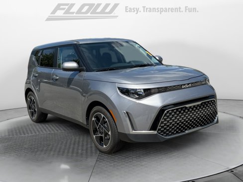 Used 2025 Kia Soul EX image 1