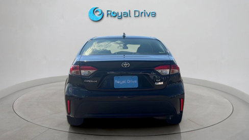 Used 2020 Toyota Corolla LE image 4