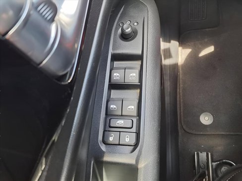 Used 2022 Jeep Compass Limited image 24