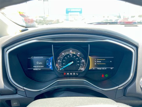 Used 2017 Ford Fusion Energi SE image 11