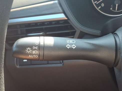 Used 2025 Nissan Altima 2.5 SV image 19