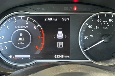 Used 2022 Nissan Versa SV image 26