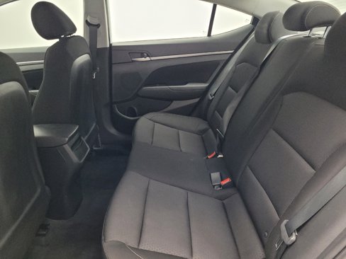 Used 2018 Hyundai Elantra SEL image 18