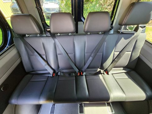 Used 2016 Mercedes-Benz Sprinter 2500 image 9