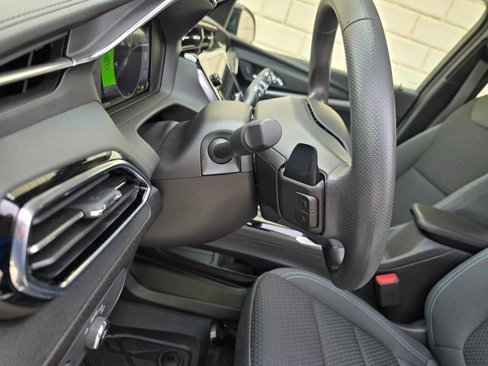 Used 2023 Chevrolet Bolt EUV LT w/ Redline Edition image 36