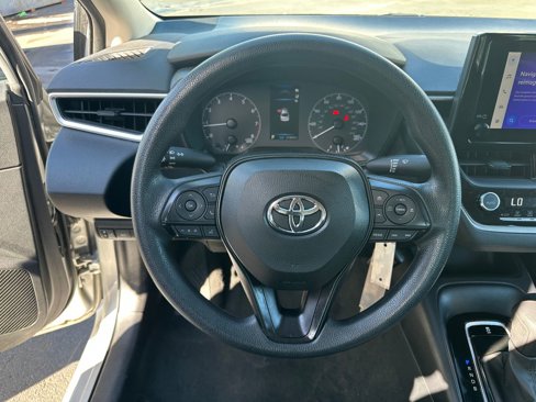 Used 2023 Toyota Corolla LE image 18