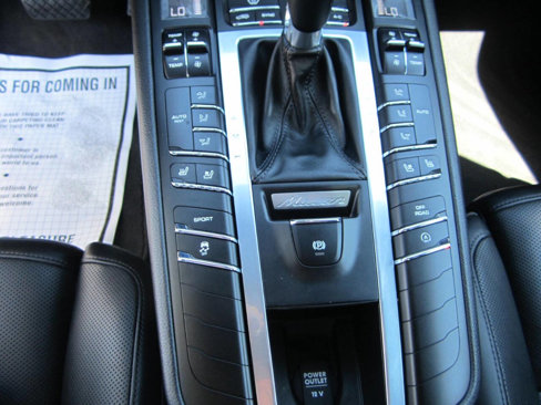 Used 2016 Porsche Macan S w/ Premium Package Plus image 28