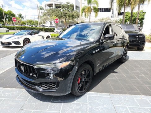 Used 2018 Maserati Levante S GranSport image 16