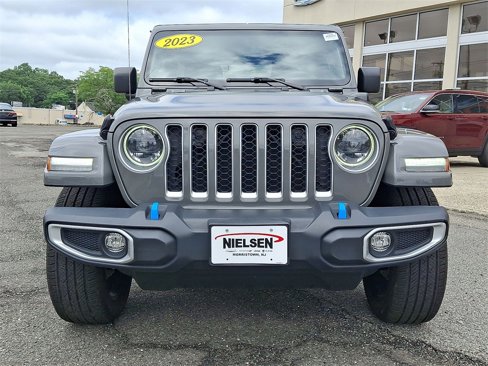 Used 2023 Jeep Wrangler Unlimited Sahara image 33