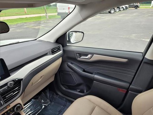 Certified 2022 Ford Escape SEL w/ Technology Package image 24