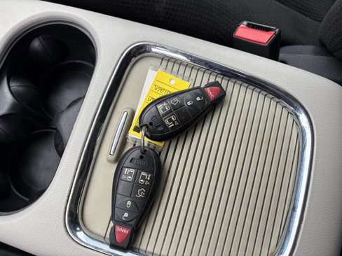 Used 2012 Dodge Grand Caravan SXT image 47