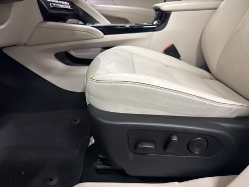 Used 2021 Buick Envision Essence image 34