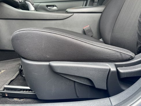 Used 2021 Nissan Sentra SV image 19