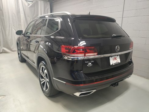 Used 2021 Volkswagen Atlas SEL Premium image 19