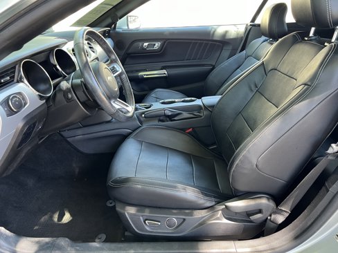 Used 2017 Ford Mustang Premium image 25