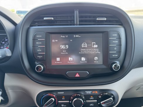 Certified 2020 Kia Soul LX image 21