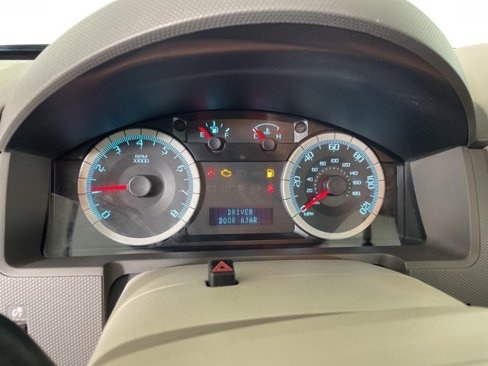 Used 2010 Ford Escape XLT image 12