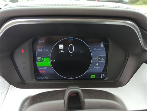 Certified 2022 Chevrolet Bolt EUV Premier w/ Sun & Sound Package image 11