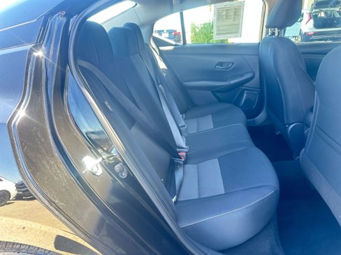 Used 2024 Nissan Sentra SV image 39