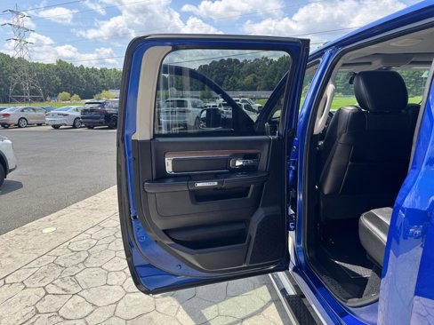 Used 2014 RAM 1500 Laramie w/ Convenience Group image 8