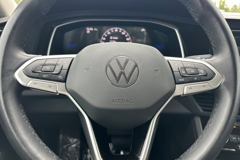 Used 2024 Volkswagen Jetta SE image 22
