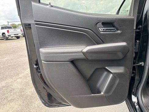 New 2025 GMC Canyon Elevation w/ Convenience Package image 15