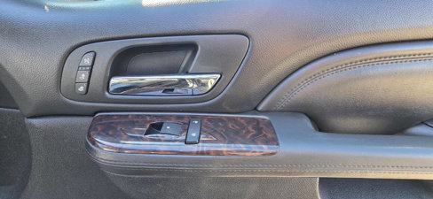 Used 2013 GMC Yukon XL Denali image 19