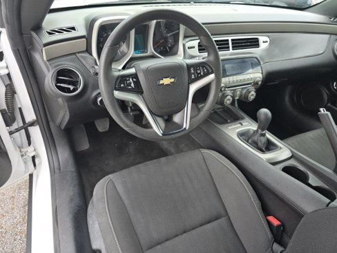 Used 2015 Chevrolet Camaro LS image 16