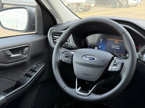 New 2025 Ford Escape Active image 9