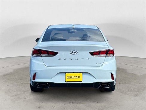 Used 2019 Hyundai Sonata Sport image 4